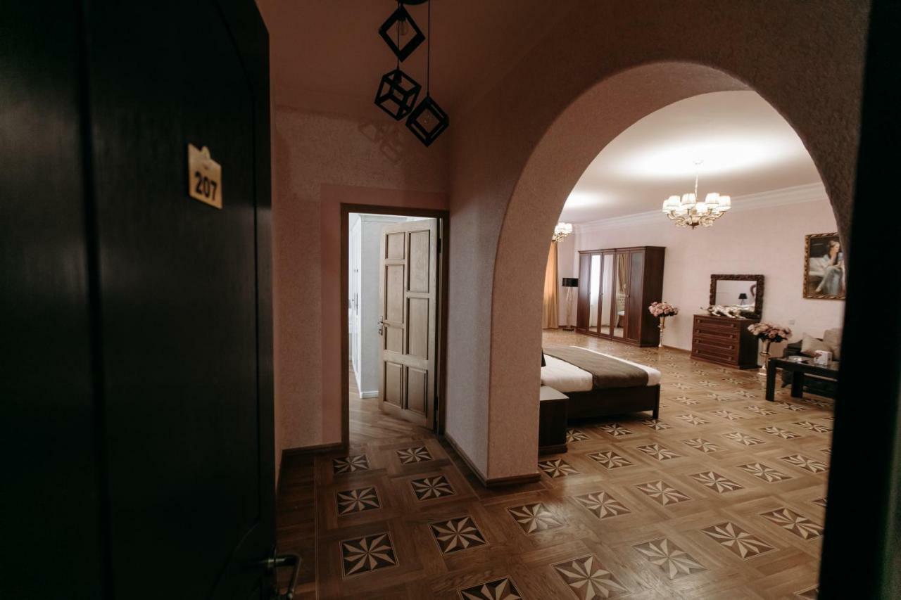 Castle Family Hotel Jerevan Exteriér fotografie