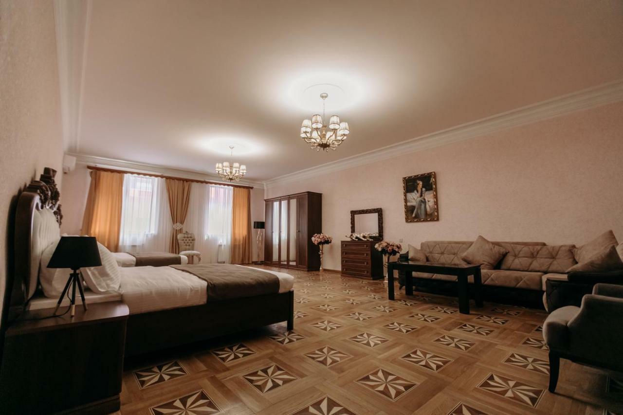Castle Family Hotel Jerevan Exteriér fotografie