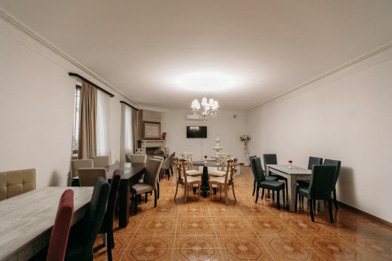 Castle Family Hotel Jerevan Exteriér fotografie