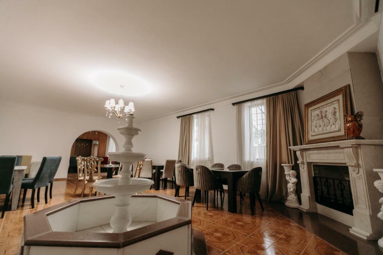 Castle Family Hotel Jerevan Exteriér fotografie